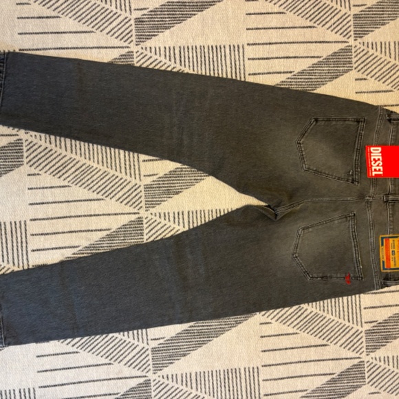 Diesel Black Denim Jeans - Slim Fit/Mid Waist/ Slim Leg 34 x 30 - Picture 3 of 7